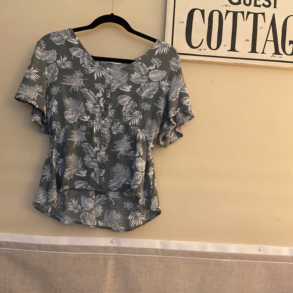 Lush Blouse, Green with Ferns, Size Large